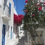 Sarah's Páros